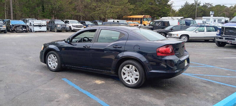 2012 Dodge Avenger SE