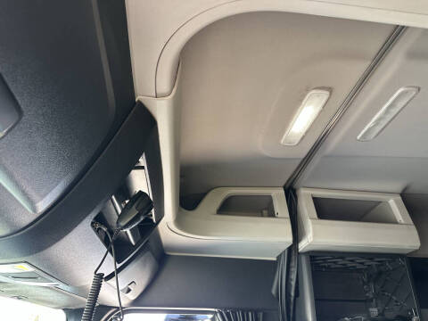 2020 Freightliner Cascadia