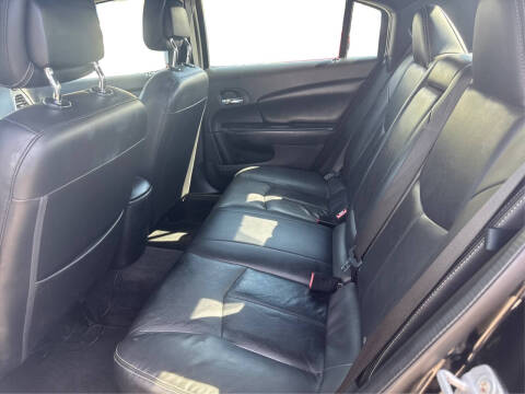 2012 Chrysler 200 Limited