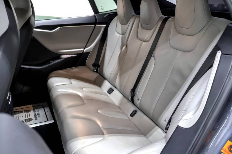 2016 Tesla Model S 75