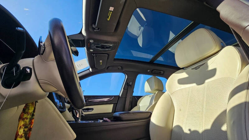 2018 Bentley Bentayga W12 Signature Edition