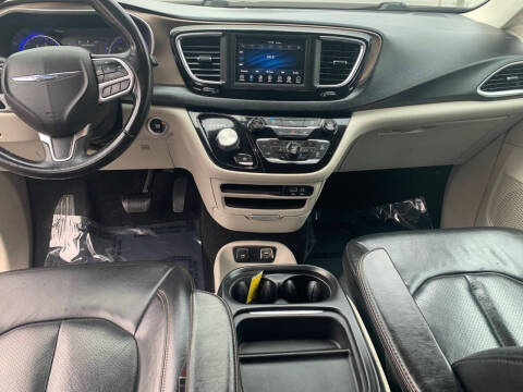 2018 Chrysler Pacifica Touring L