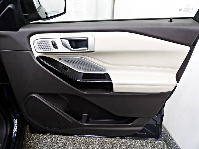 2022 Ford Explorer Platinum