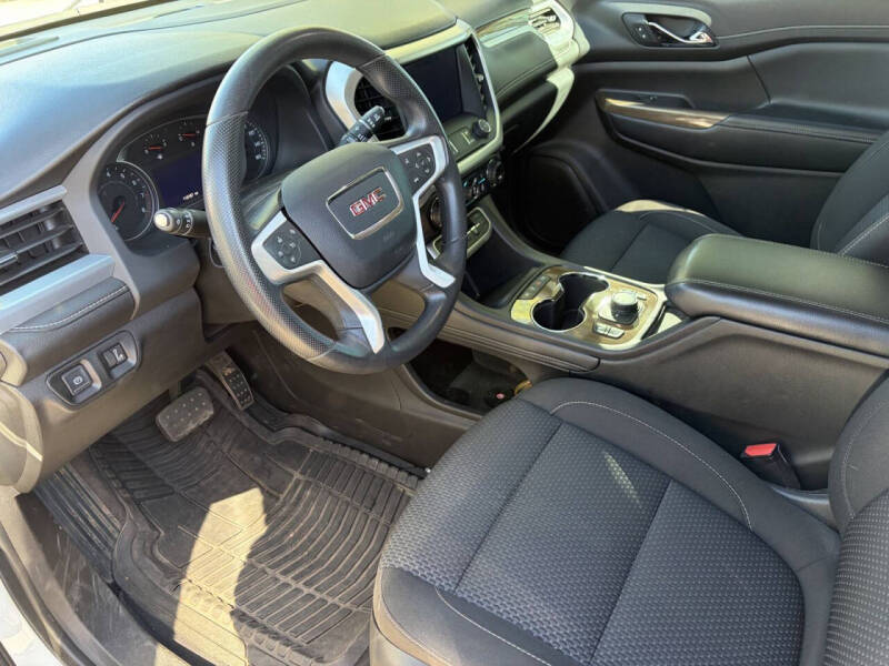 2021 GMC Acadia SLE