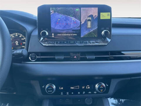 2025 Mitsubishi Outlander PHEV SE