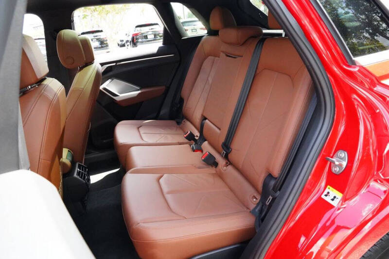 2025 Audi Q3 quattro S line Premium 45 TFSI