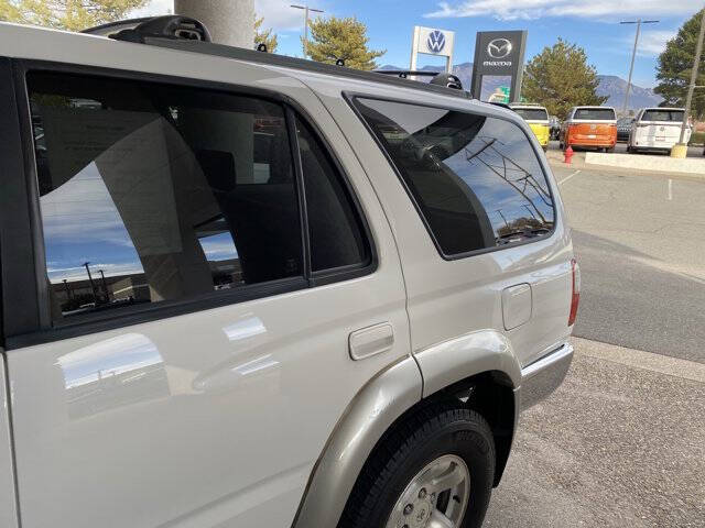 2000 Toyota 4Runner SR5