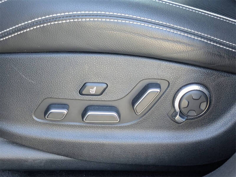 2023 Genesis Electrified GV70