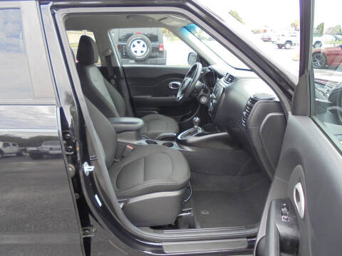2017 Kia Soul +