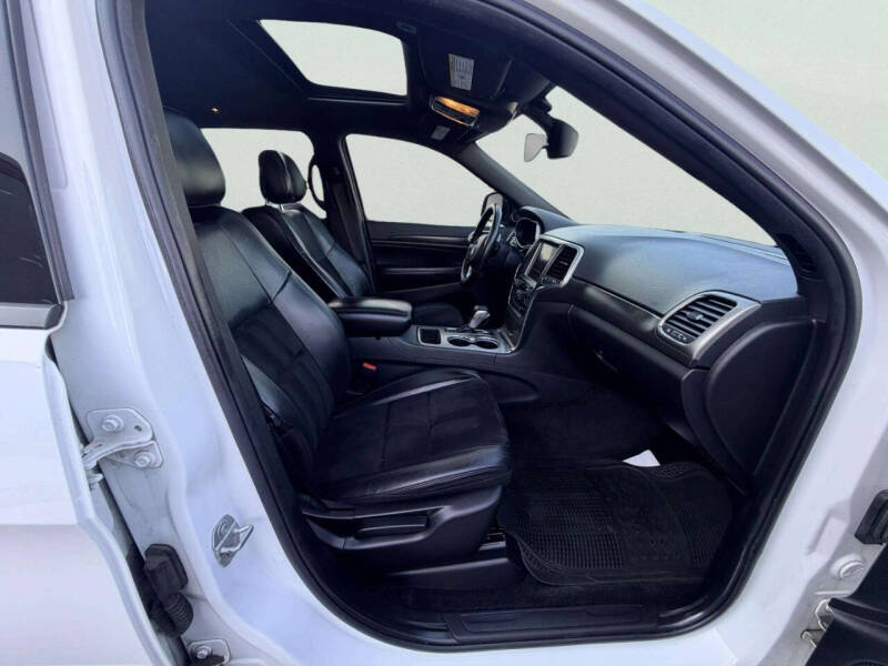 2017 Jeep Grand Cherokee Altitude