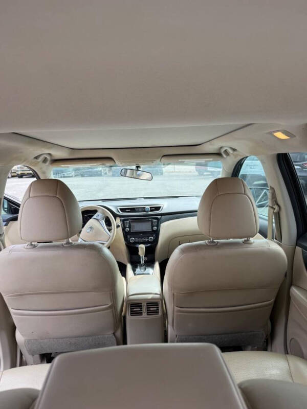 2015 Nissan Rogue SL