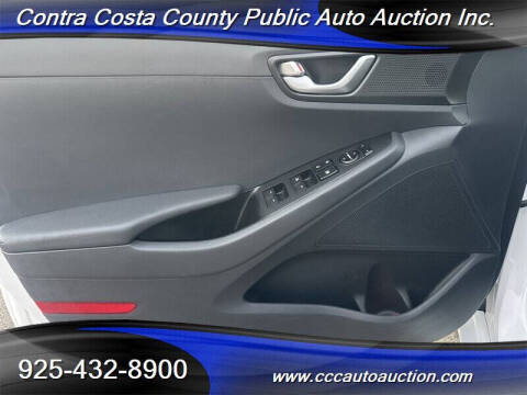 2019 Hyundai Ioniq Hybrid Blue