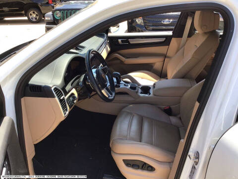 2023 Porsche Cayenne