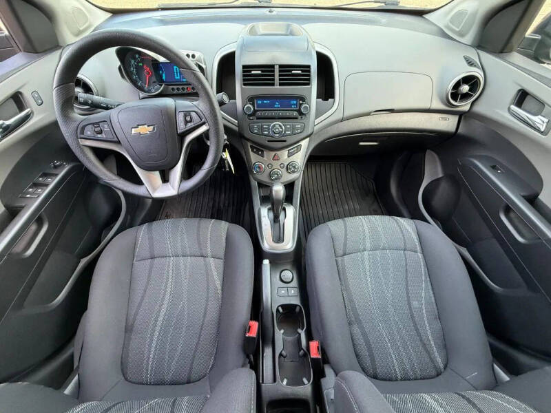 2015 Chevrolet Sonic LT Auto