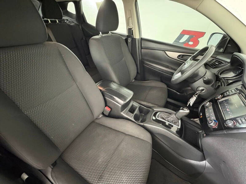 2020 Nissan Rogue Sport S