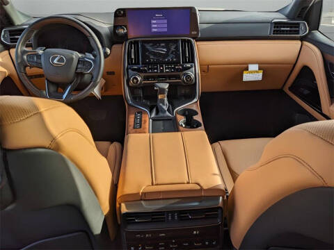2024 Lexus LX 600 Luxury