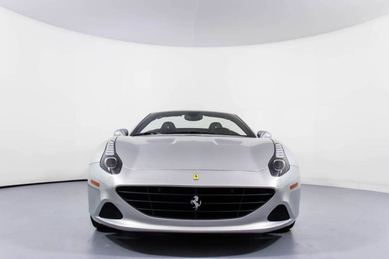 2016 Ferrari California T