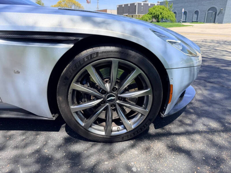 2018 Aston Martin DB11 V12