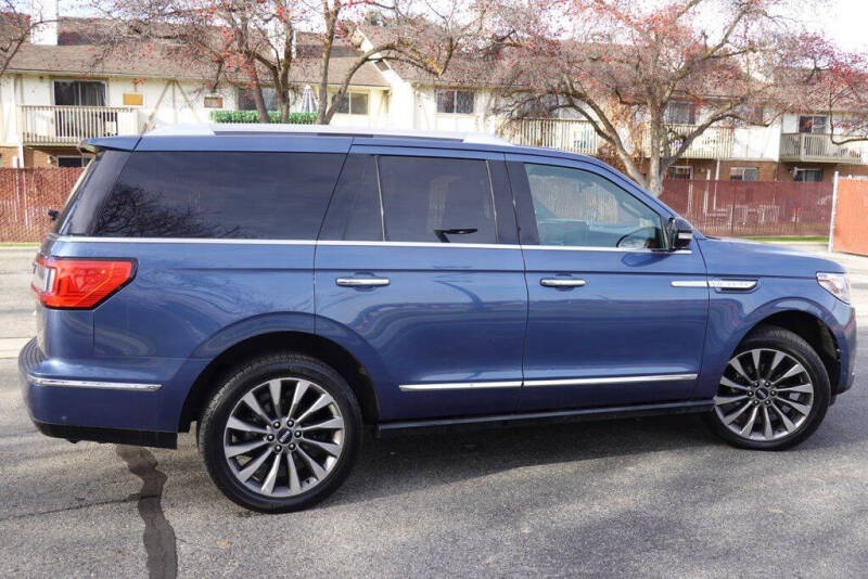 2019 Lincoln Navigator Select