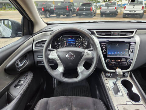 2017 Nissan Murano SV