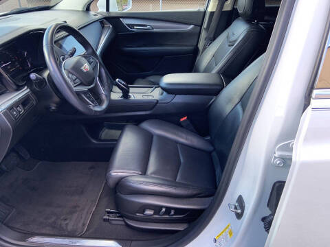 2017 Cadillac XT5 Premium Luxury