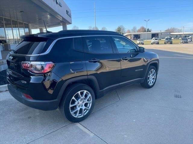 2022 Jeep Compass Latitude Lux