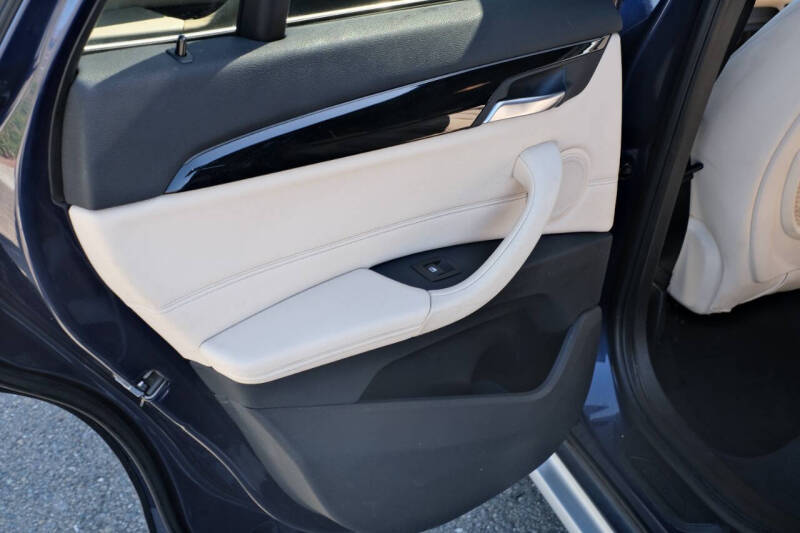 2017 BMW X1 sDrive28i