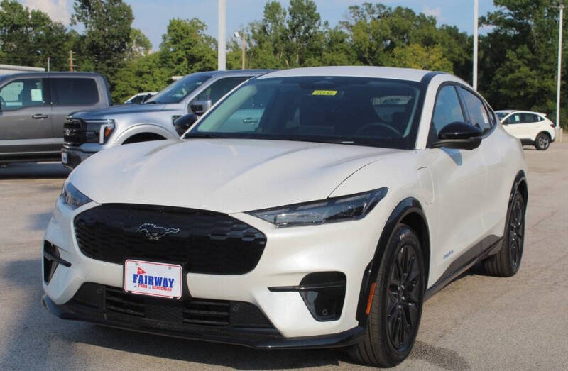 2025 Ford Mustang Mach-E Premium