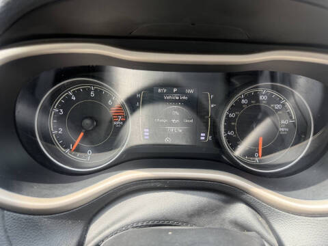 2016 Jeep Cherokee Sport Altitude