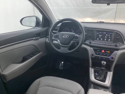 2018 Hyundai Elantra