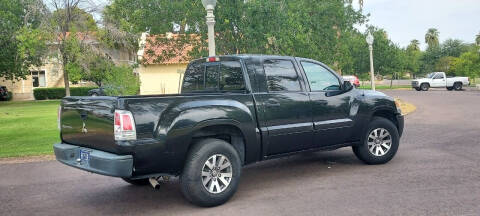 2008 Mitsubishi Raider LS