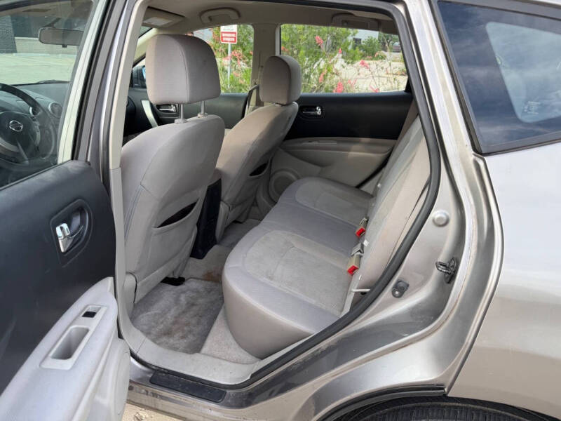 2012 Nissan Rogue S