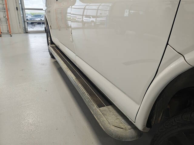 2020 GMC Savana 2500