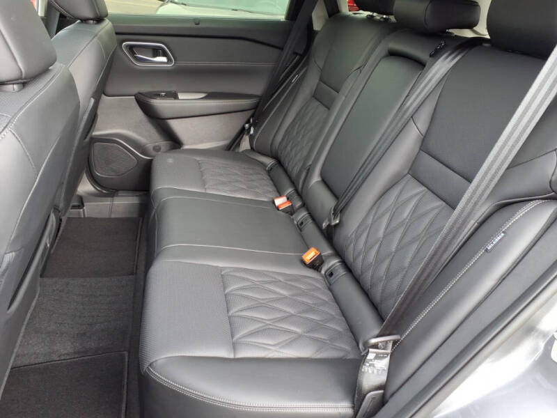 2025 Nissan Rogue Platinum