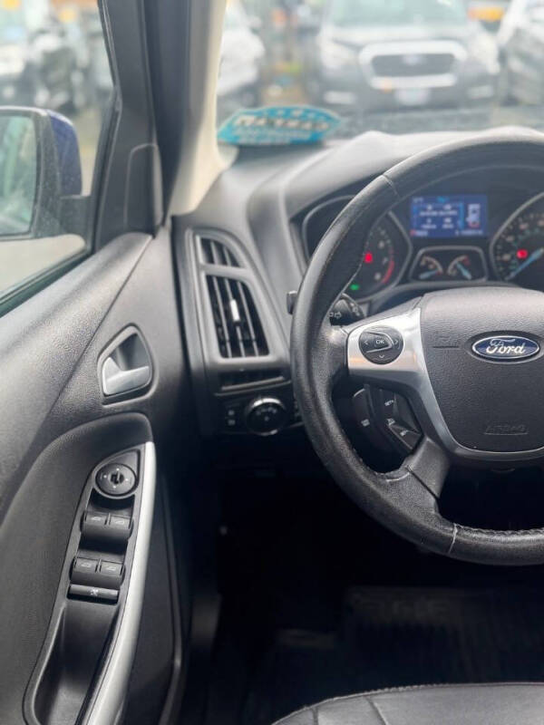 2014 Ford Focus SE