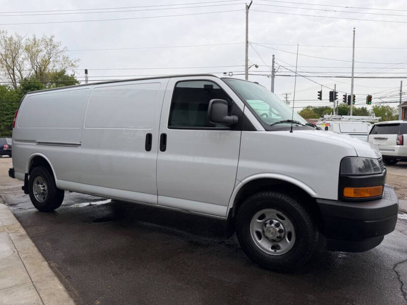2020 Chevrolet Express 3500