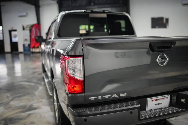 2019 Nissan Titan