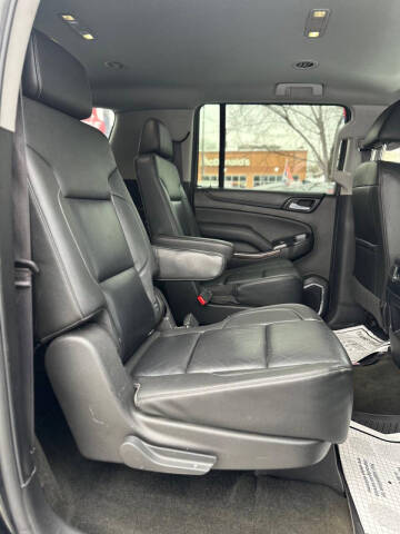 2017 Chevrolet Suburban LT