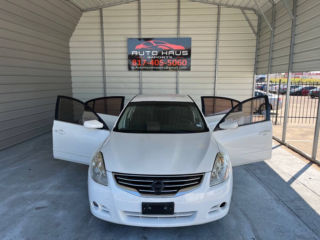 2012 Nissan Altima for sale at Auto Haus Imports in Grand Prairie, TX