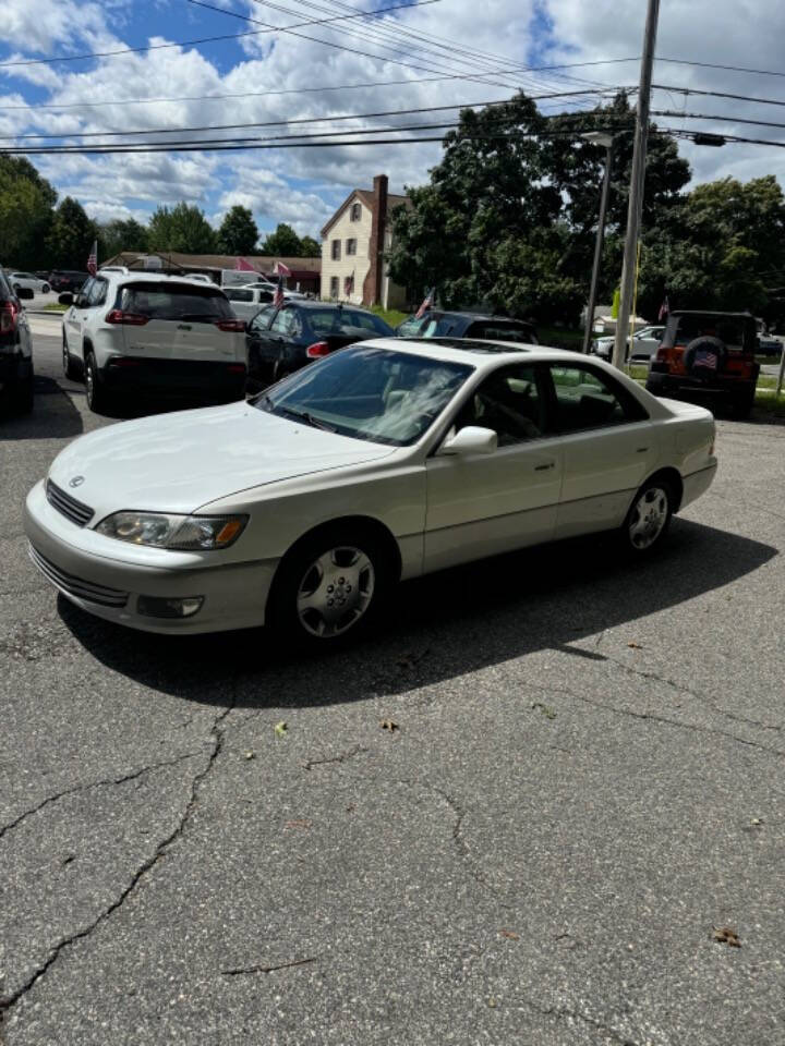 2001 Lexus ES 300 for sale at Taktak Auto Group in Tewksbury, MA