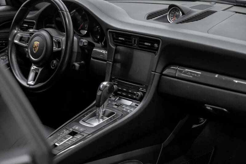 2017 Porsche 911 Carrera S