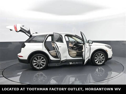 2022 Lincoln Corsair Standard