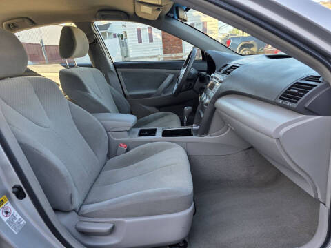 2009 Toyota Camry LE