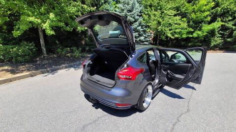 2018 Ford Focus ST