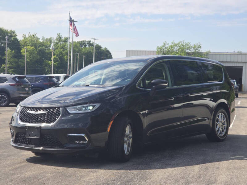 2023 Chrysler Pacifica Touring L