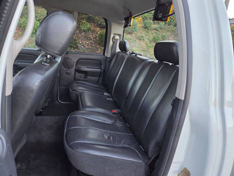 2004 Dodge Ram 3500 SLT