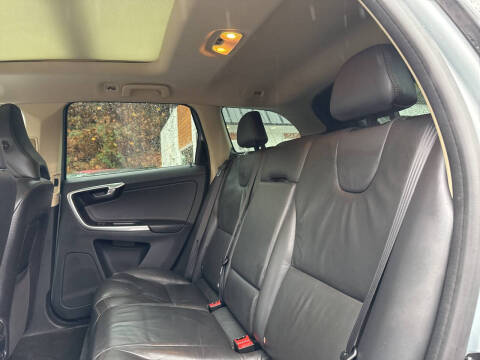 2013 Volvo XC60 T6 Premier Plus