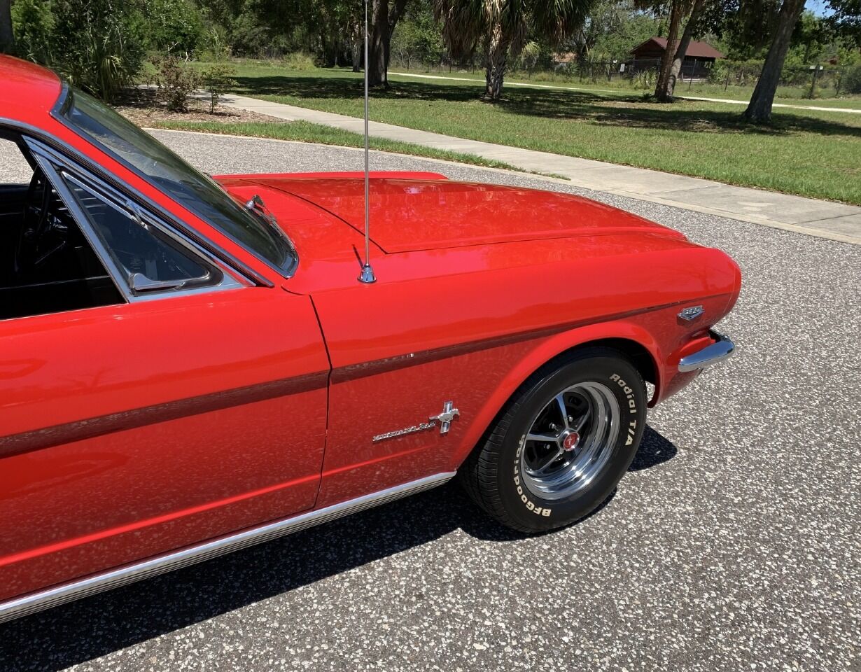 1965 Ford Mustang 31
