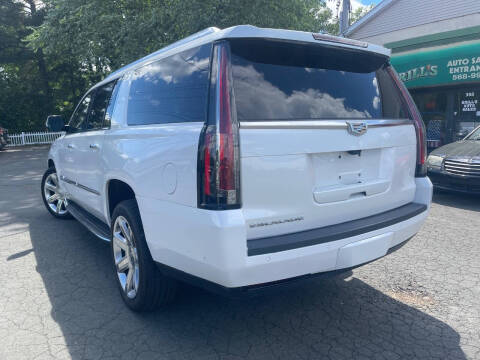 2017 Cadillac Escalade ESV Luxury