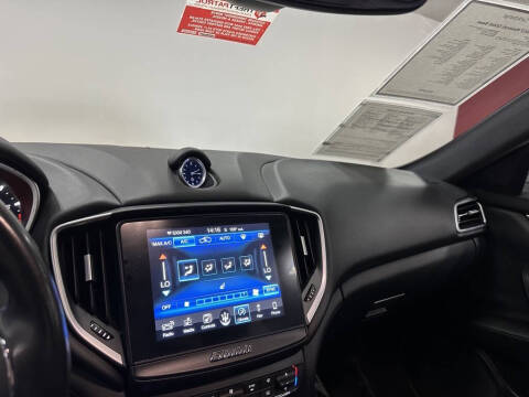 2017 Maserati Ghibli